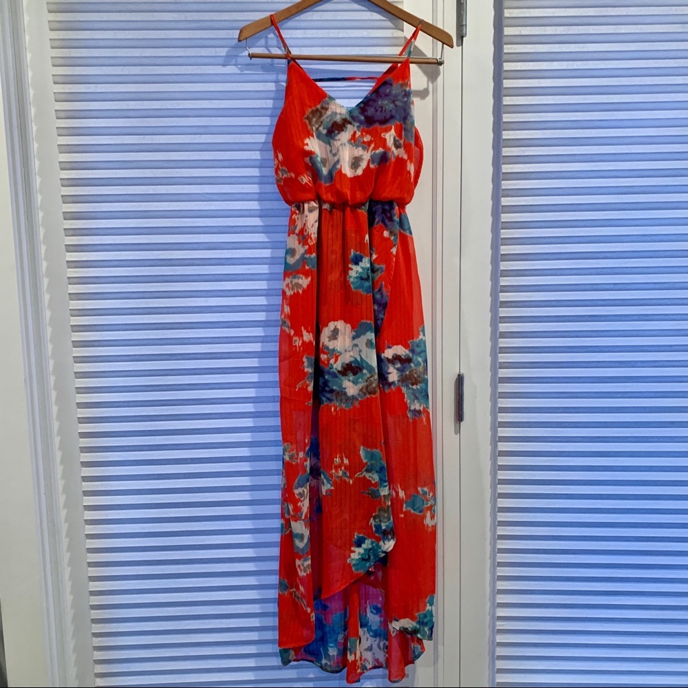 Sienna Sky red floral high-low midi dress - sz S